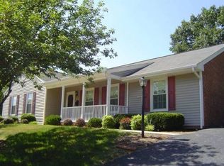 3171 Garst Cabin Dr, Roanoke, VA 24018