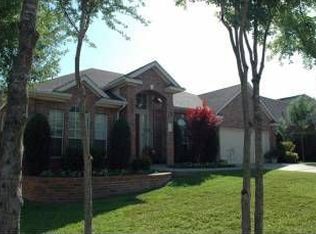 3880 Royal Troon Dr, Round Rock, TX 78664