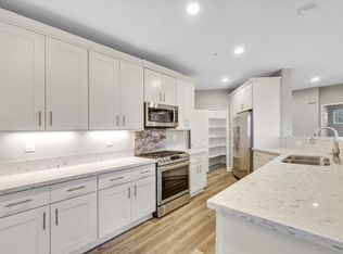 323 Rathbourne, Irvine, CA 92620