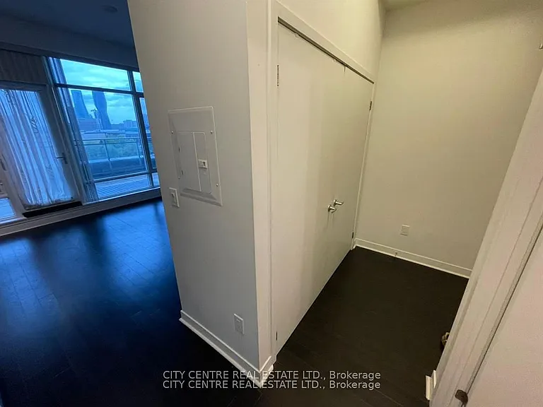 365 Prince Of Wales Dr #601 — Photo 24