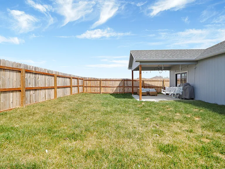 1812 Sutter Woods Rd — Photo 19