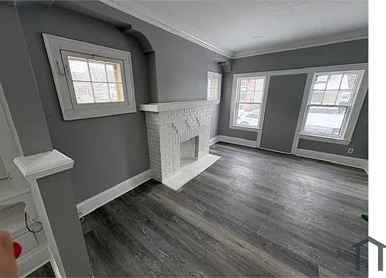 2 bed, $1,210 — Photo 2