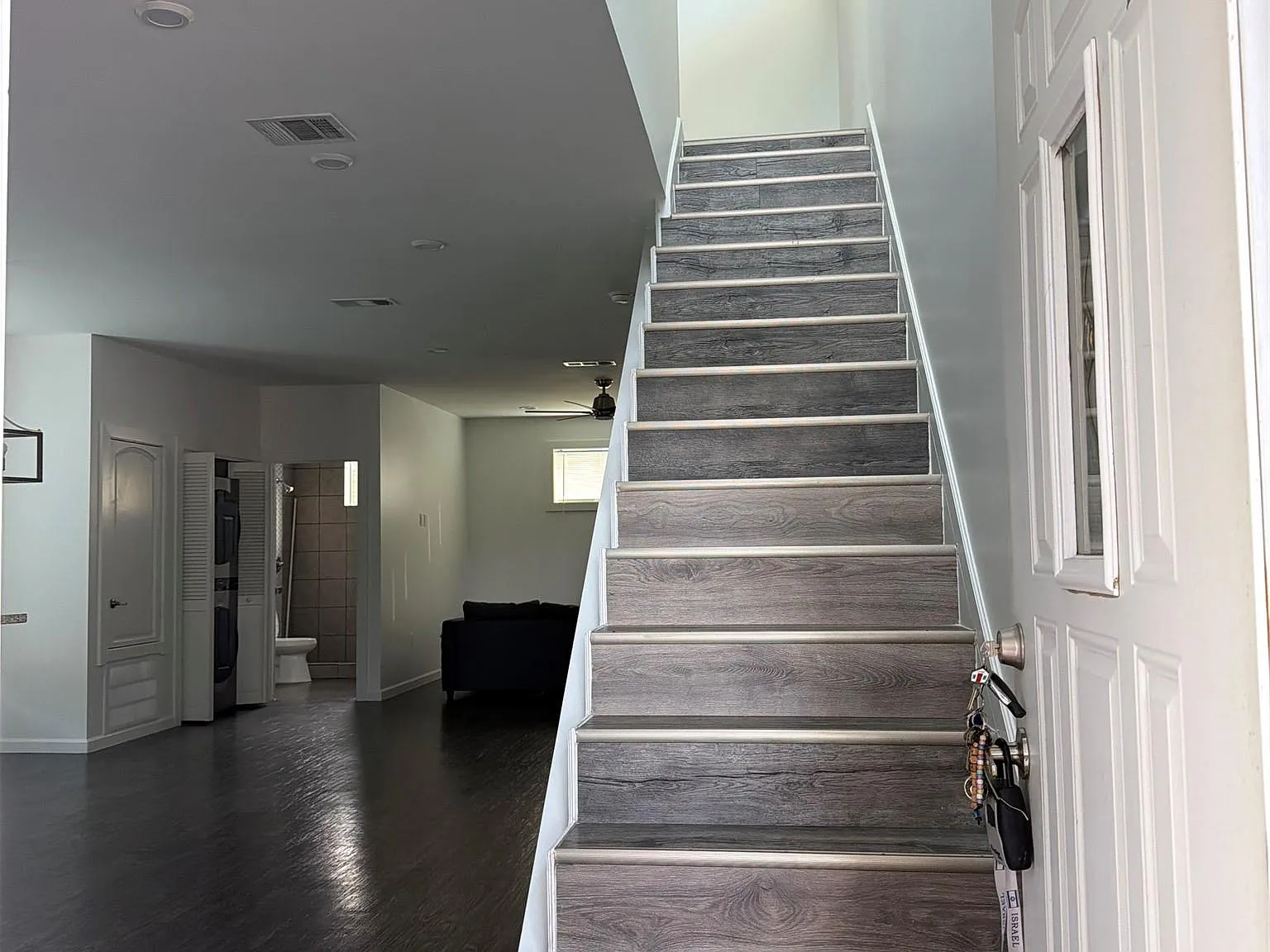 2 bed, 2.0 bath, 1600 sqft, $1,750 — Photo 2