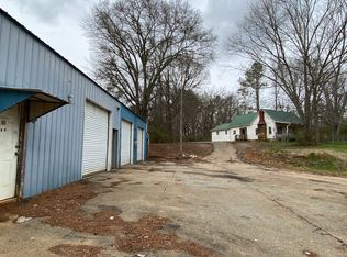 154 Dean Mill Rd, Talking Rock, GA 30175