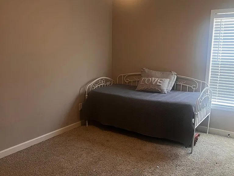 309 White Magnolia Ave — Photo 10