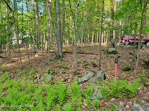 2nd image of N1951 Creekview Dr W