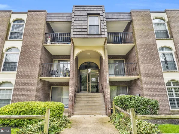 8308 Tobin Rd APT 22, Annandale, VA 22003