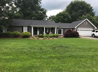 3074 Upland Pl, Clemmons, NC 27012