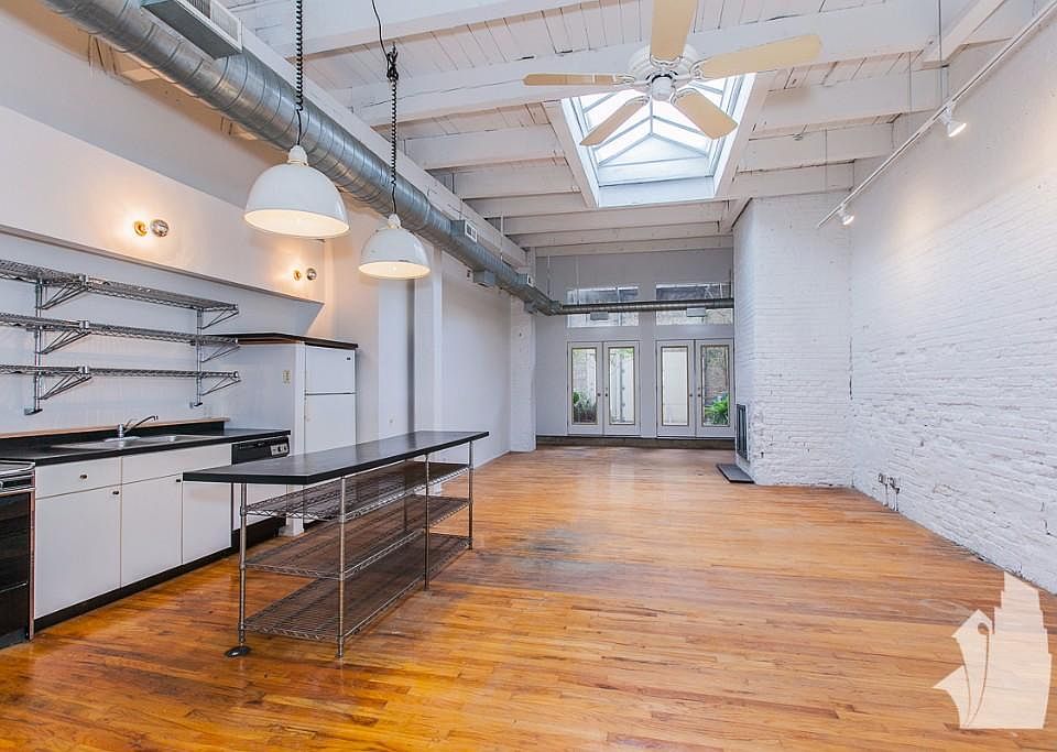 1st image of 3300 N Ravenswood Ave #3