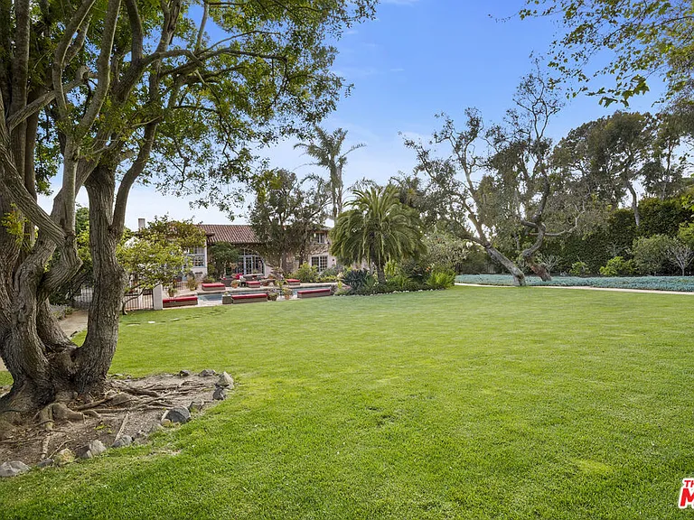 7332 Birdview Ave — Photo 2