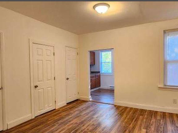 3rd image of 2624 Berbro St