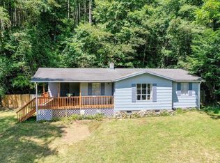 2063 Pedlar River Rd, Vesuvius, VA 24483