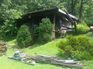 609 Ratliff Creek Rd, Pikeville, KY 41501