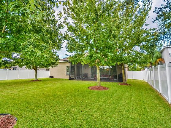 4th image of 9055 Pinebreeze Dr