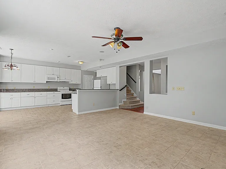 11025 Crystal Falls Ln — Photo 16