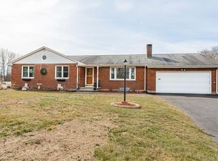 133 West St, Cromwell, CT 06416