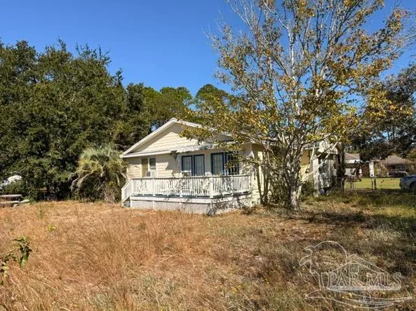 7032 Jefferson St, Navarre, FL 32566