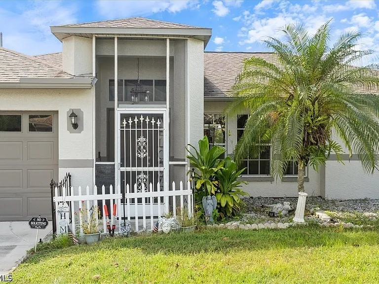 1021 Alvin Ave — Photo 13