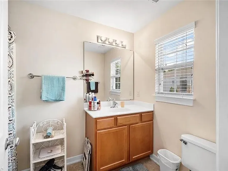 326 Summergate Dr — Photo 42