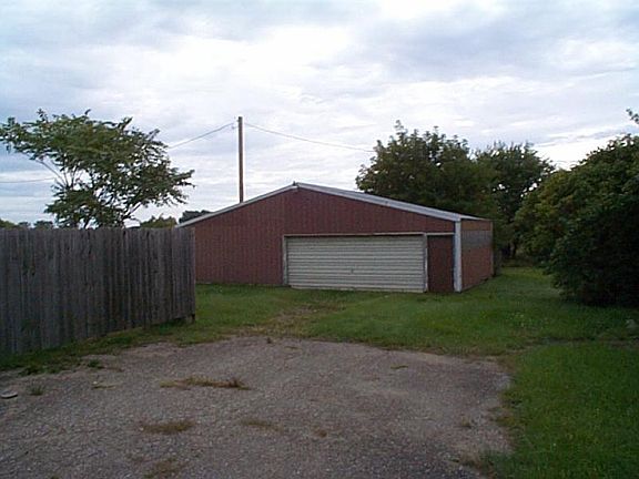 2nd image of 1165 S Van Dyke Rd