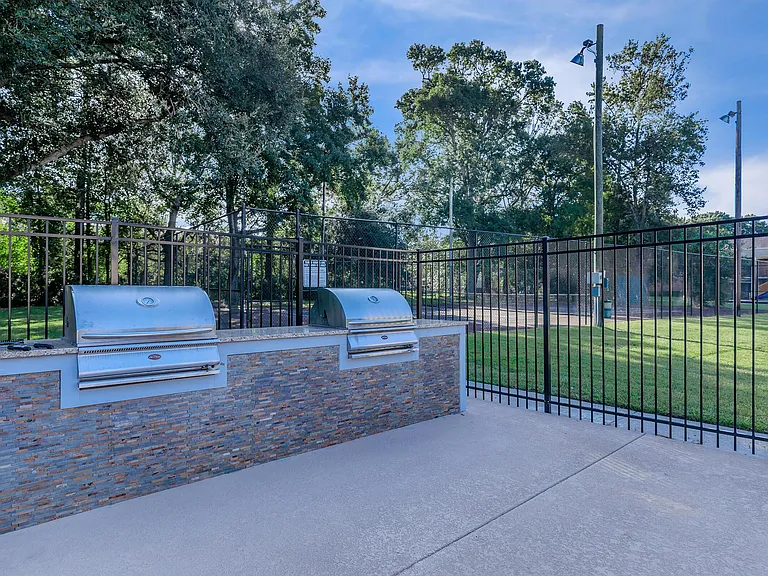 Sawgrass Apartments — Photo 7