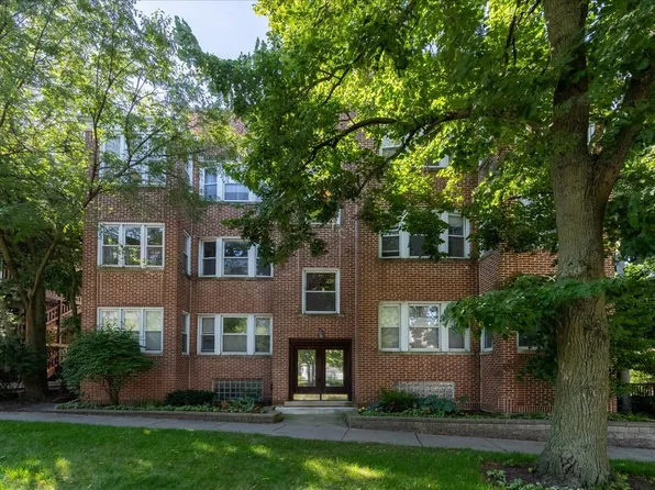 1112 Main St APT 3E, Evanston, IL 60202