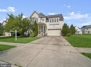 2074 Downshire Ct, Waldorf, MD 20603