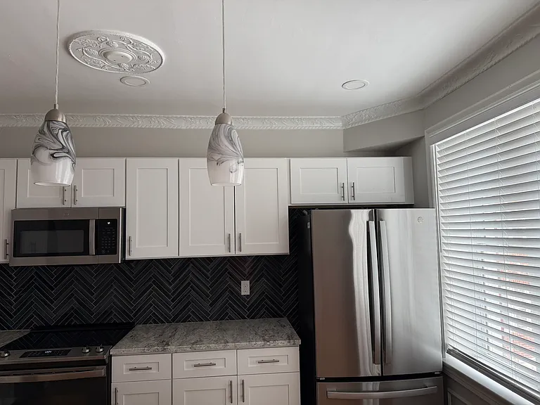 7546 Byron Pl #2W — Photo 3