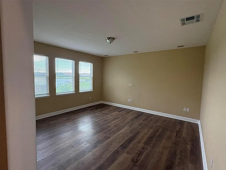 3700 Paradiso Cir — Photo 22