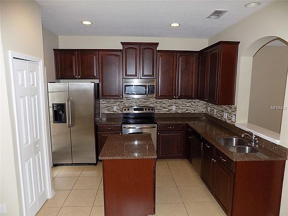 2nd image of 2045 Sweet Birch Ln