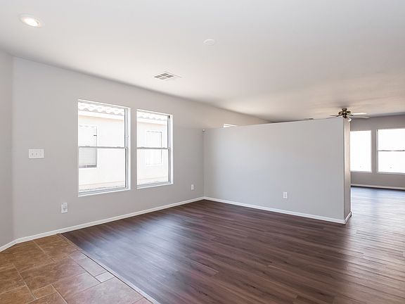 3rd image of 3148 McLennan Ave
