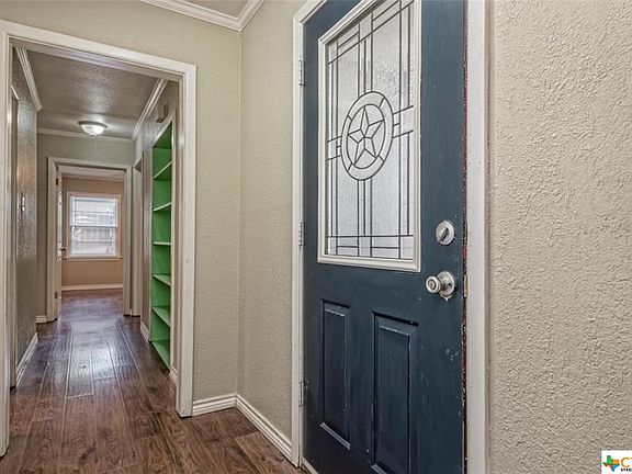 4th image of 127 Circle Dr