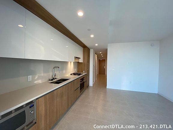 5th image of 1201 S Flower St #503