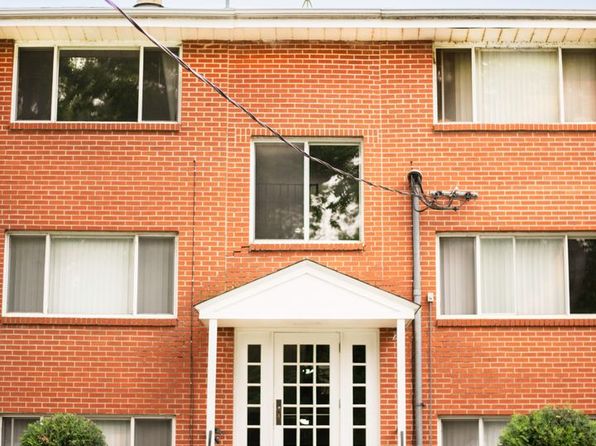 245 Elm St S #201