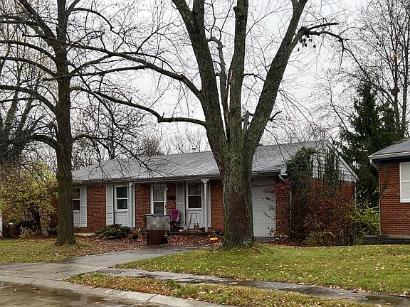 2nd image of 139 Berkley Dr