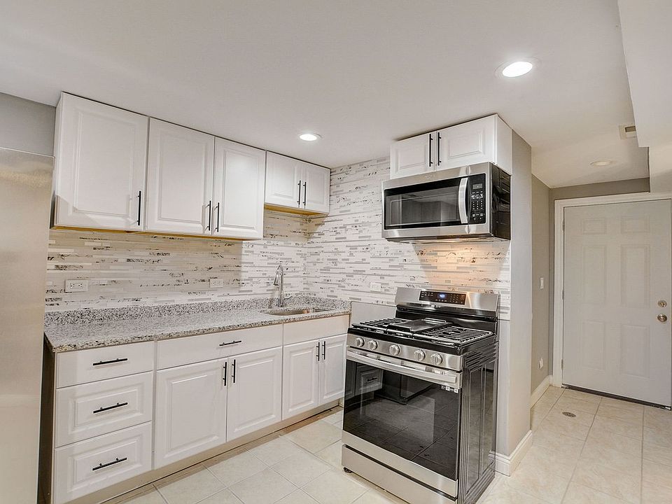 1st image of 1530 S Spaulding Ave #G