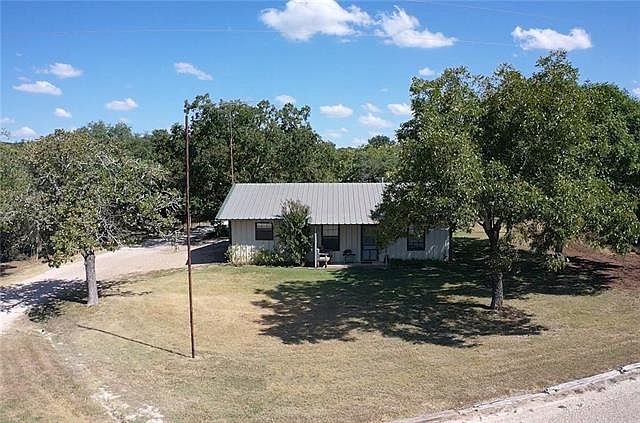1st image of 136 County Road 3196