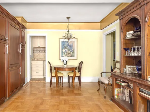 225 East 79th Street image 3 of 7