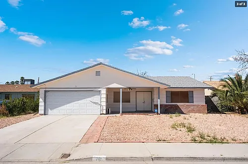 712 Bloomingfield Ln Photo 1