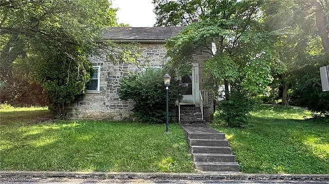 1st image of 2356 Gruver Ave