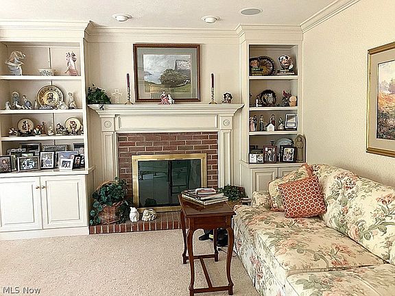 4th image of 6958 Chapel Hill Dr