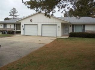 W4736-W4738 Potter Rd, Elkhorn, WI 53121