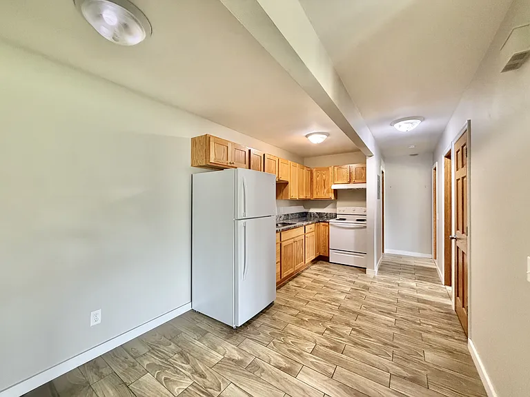821 George Ave #10 — Photo 11