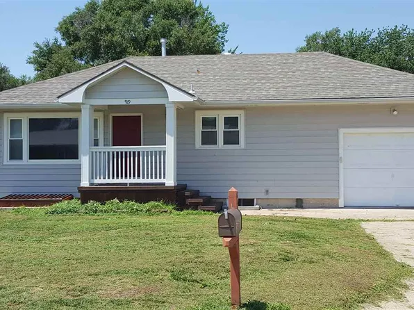 919 Blaine St, Newton, KS 67114