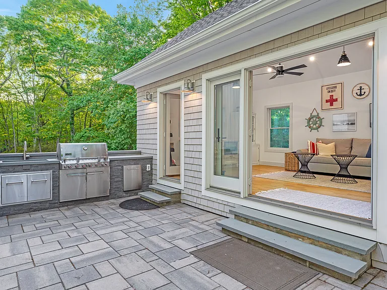 2855 Deerfield Rd — Photo 28