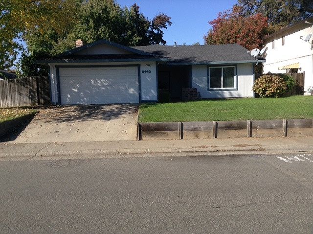 1st image of 8440 Juglans Dr