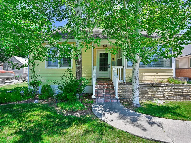 2789 S Alden St — Photo 1