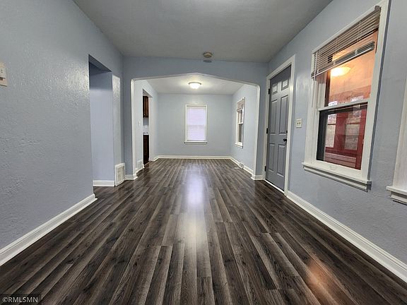 3rd image of 3555 Irving Ave N