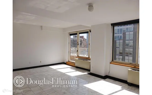 Rented by Douglas Elliman | media 21