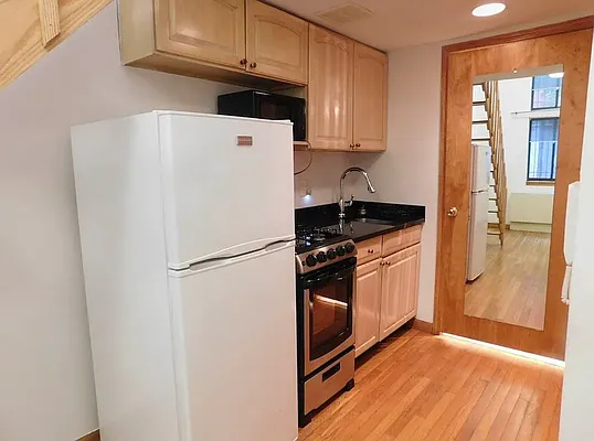 Rented by Corcoran | media 18